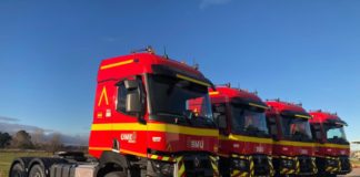 Renault Trucks entrega nuevas unidades a la UME Renault Trucks entrega unidades
