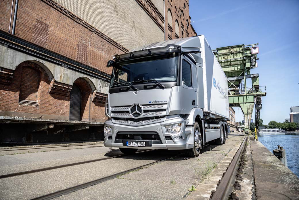 El Mercedes Benz eActros para 300 kms de autonomía inicia su fabricación en serie en Octubre de 2021.