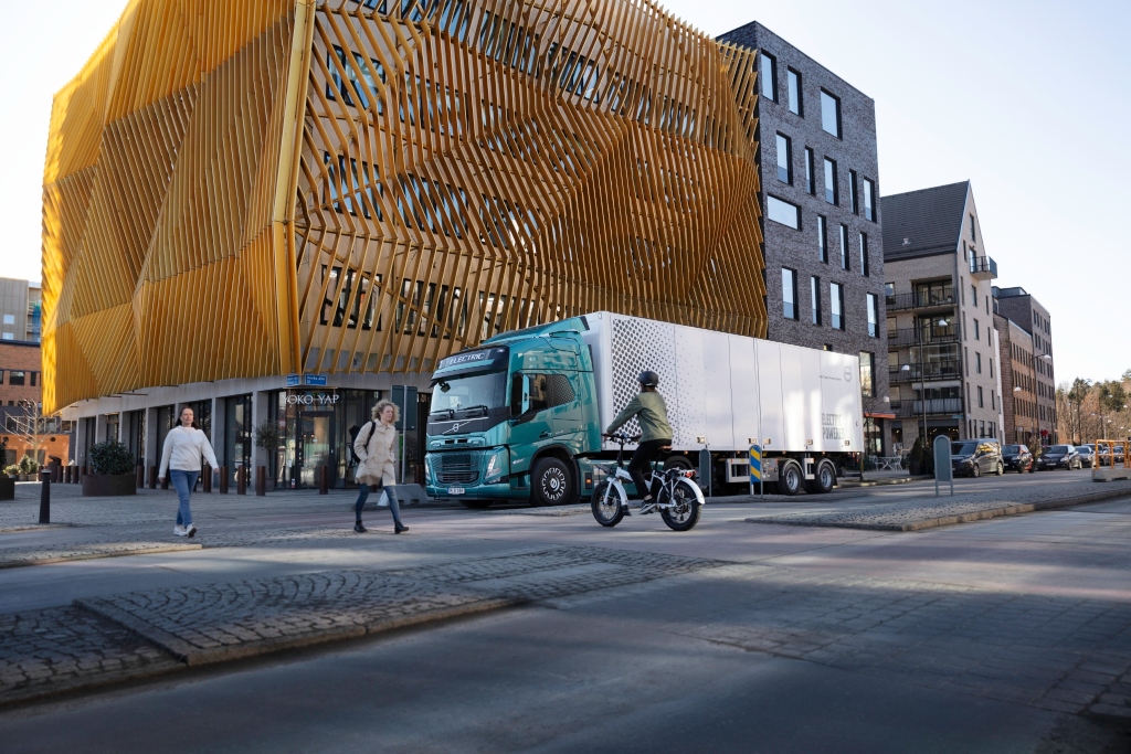 Volvo Trucks recibe un pedido de eléctricos