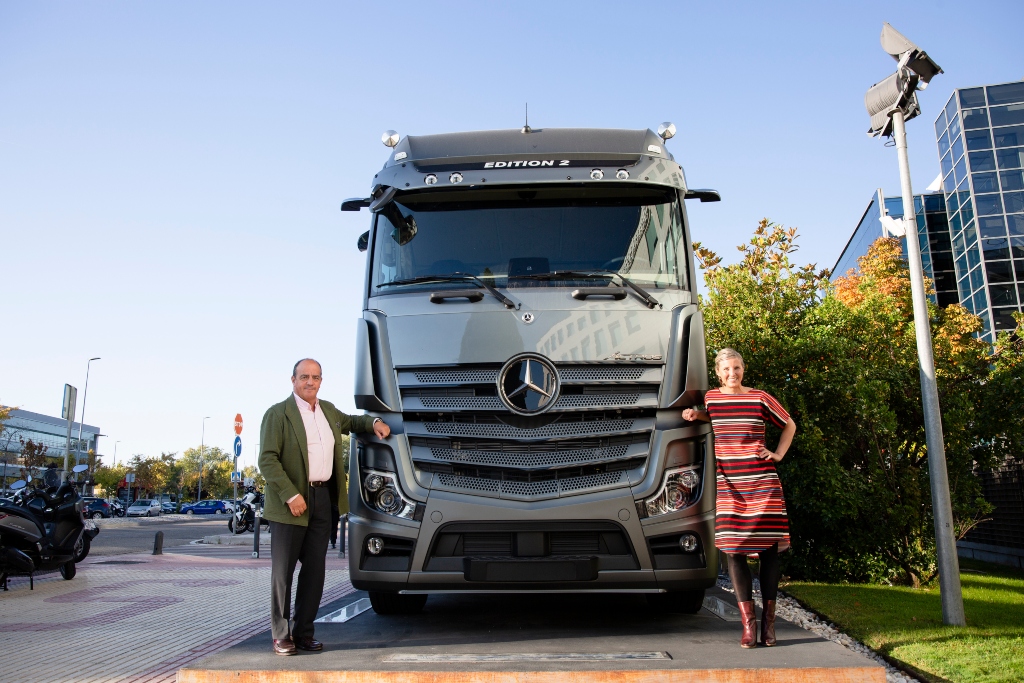 El CEO de Mercedes-Benz Trucks visita España