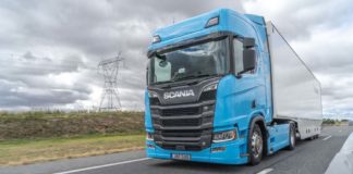 Prueba Scania V8 R 590 Euro 6 Prueba Consumo Scania R 590 V8 tractora 4X2 con 40 toneladas de peso total.