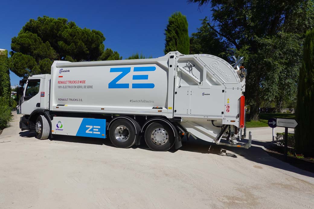 Renault Trucks con su gama a baterías ZE es pionera en la electromovilidad.