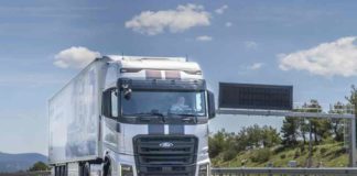 Prueba Tractora Ford F-Max Blackline Limited Edition Ford F-Max BlackLine Limited Edition.