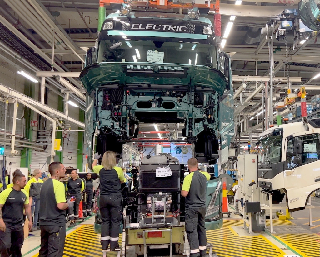 Volvo Trucks inicia la producción de eléctricos pesados