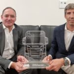 Entregamos el premio al Mejor Camión según los seguidores de Encamión a Scania