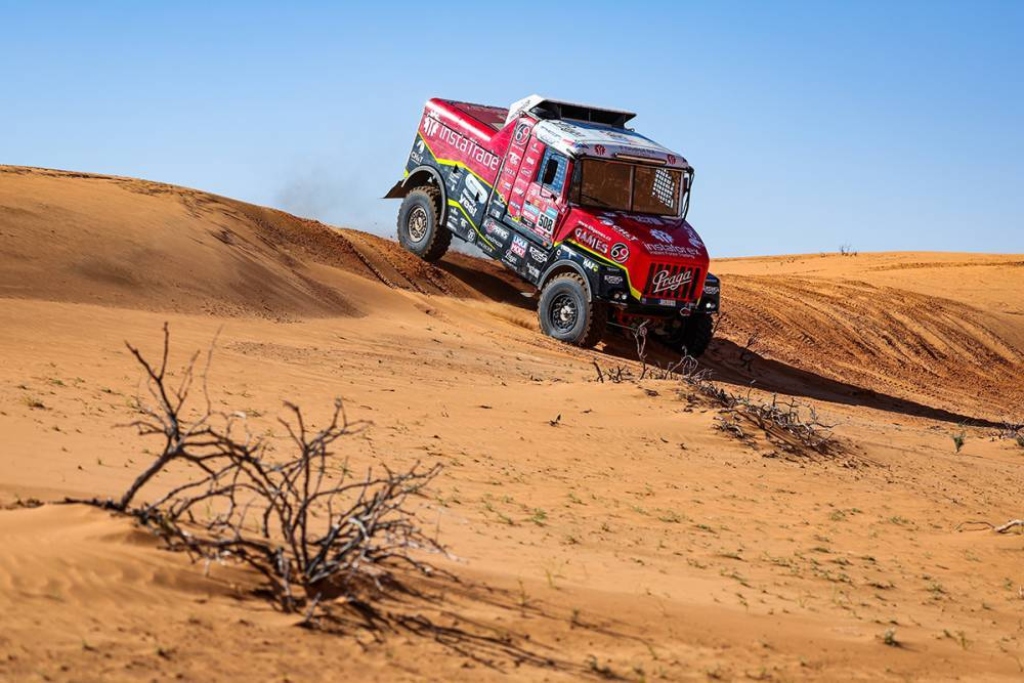 Janus van Kasteren gana el Dakar