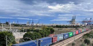 El puerto de Valencia apuesta por el intermodal El puerto de Valencia apuesta por el intermodal
