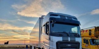 Mejor camión 2023 Ford F-Max Blackline según votan los encamionaut@s Ford Trucks ha realizado una espectacular serie limitada de su tractora F-Max denominada Blackline.