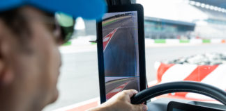 El Gobierno convoca ayudas para transportistas autónomos que abandonen la actividad en 2026 La dificultad para encontrar conductores profesionales de camión lastra el desarrollo del transporte de mercancías por carretera.