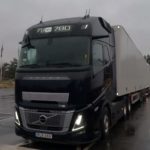 Volvo FH16 Aero XXL 780 el camión más potente y más grande Volvo FH16 780 Aero Cab XXL el camión europeo más potente, con la mayor cabina y arrastrando la mayor combinación autorizada en países de la UE. 12 ejes, 76 T y 34,5 m de longitud.