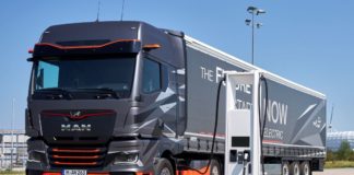 MAN eTruck TGX y TGS salto al camión eléctrico ¡800 kms diarios en un eléctrico! MAN TGX eTruck la tractora eléctrica capaz de hacer 800 kms diarios con una recarga intermedia.