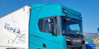 SCANIA 2024 más camiones con menos emisiones y consumos El buen rendimiento en cuanto a bajos consumos y emisiones de los Scania Súper es clave en el éxito de matriculaciones de Scania durante 2023.