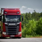 Actualmente Scania ofrece su motor 770 V8 en las series R y S de sus camiones.