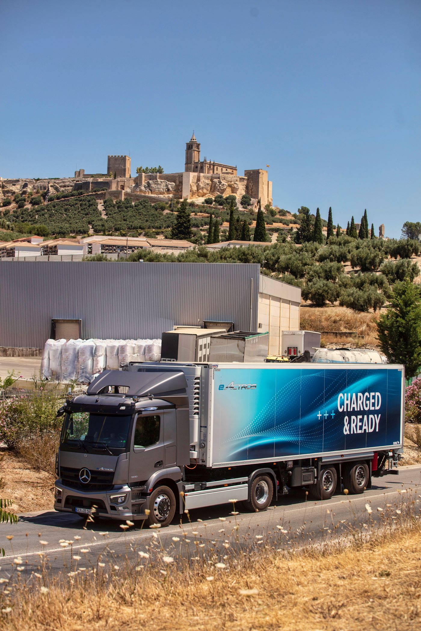 Realizamos este recorrido de prueba con el Mercedes Benz eActros 300 en tierras de Granada.