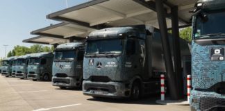 Mercedes Benz eActros 600 eléctrico ¿Puede un camión diésel competir en consumos con el transporte eléctrico? Mercedes Benz Trucks inicia la producción en serie del eActros 600 durante 2024.