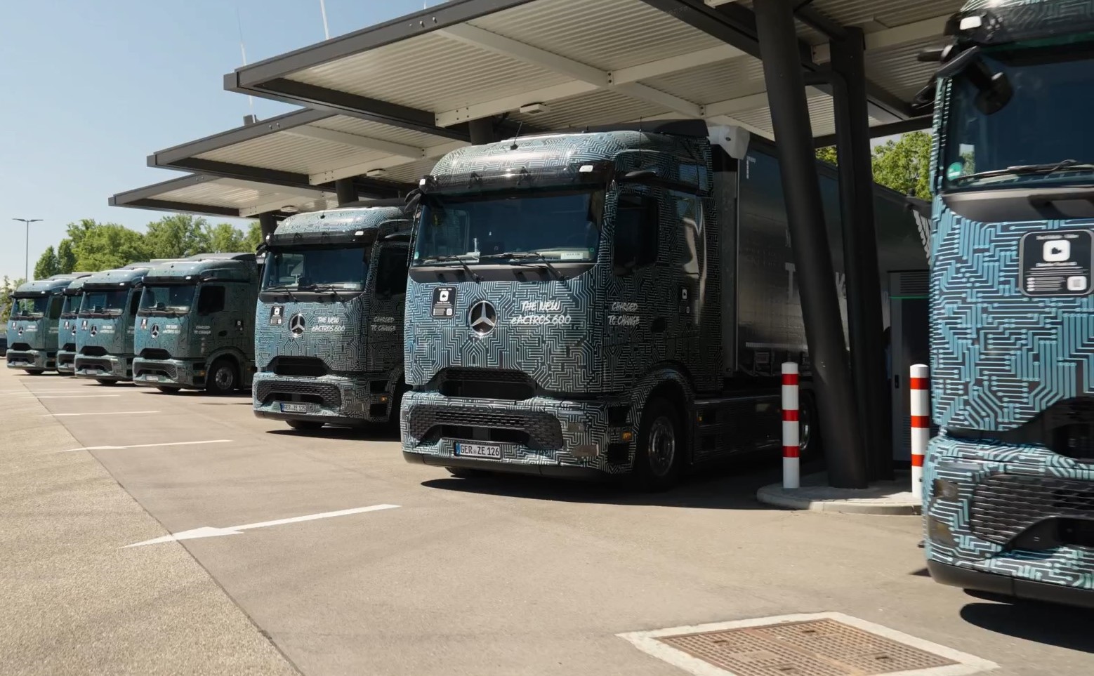 Mercedes Benz Trucks inicia la producción en serie del eActros 600 durante 2024.