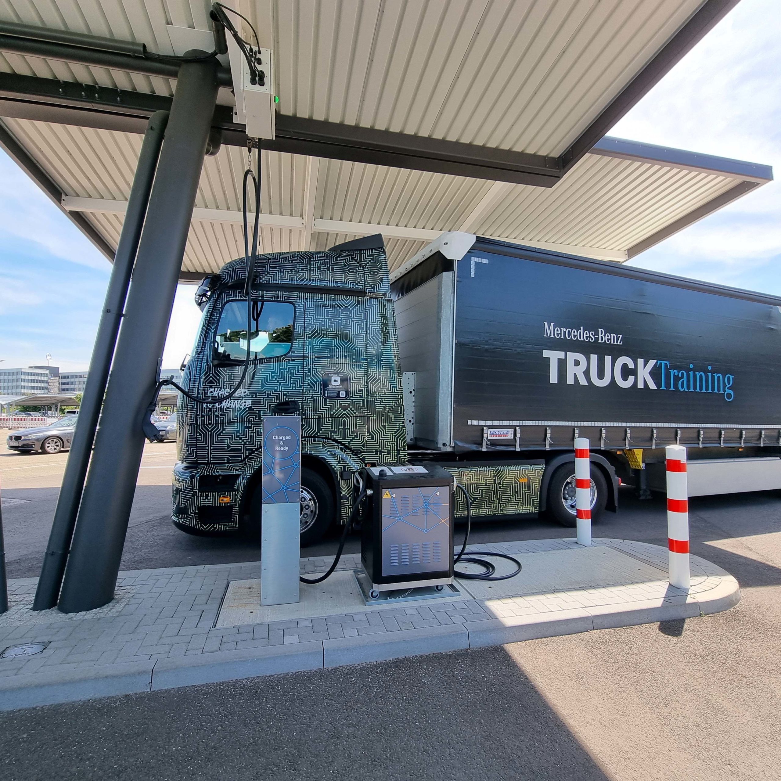 Adaptar nuestra conducción para aprovechar la Recarga Regenerativa es clave para obtener la máxima eficiencia en camiones como el Mercedes Benz eActros 600.