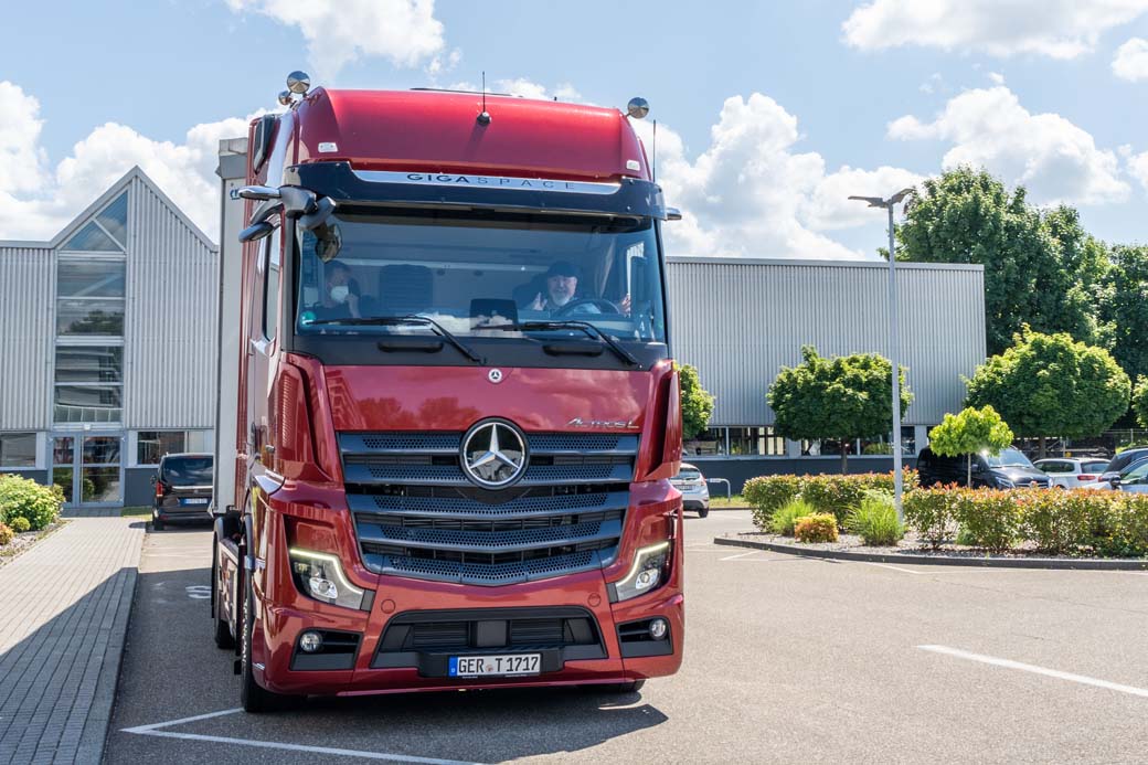 Con datos de matriculaciones hasta Noviembre el 2024 está resultando un gran año para la gama Actros de Mercedes Benz Trucks.