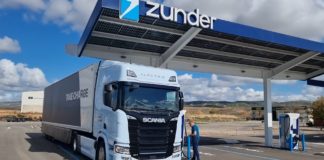 Scania Electric 40R y 45R gama pesada cero emisiones ¿OPCIÓN REALISTA? La tractora eléctrica Scania 45R permite abordar el transporte pesado a larga y media distancia en rutas fijas.