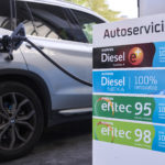 ¿Un transporte sin emisiones utilizando motores diésel? Repsol ofrece en más de 1.000 estaciones de servicio su combustible diésel de origen renovable.