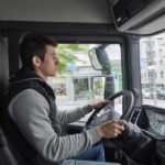 ¿Cuál es el sueldo real de un camionero en España? ¿Compensa el salario medio de un conductor profesional de camiones las muchas horas trabajadas y los riesgos de la carretera?