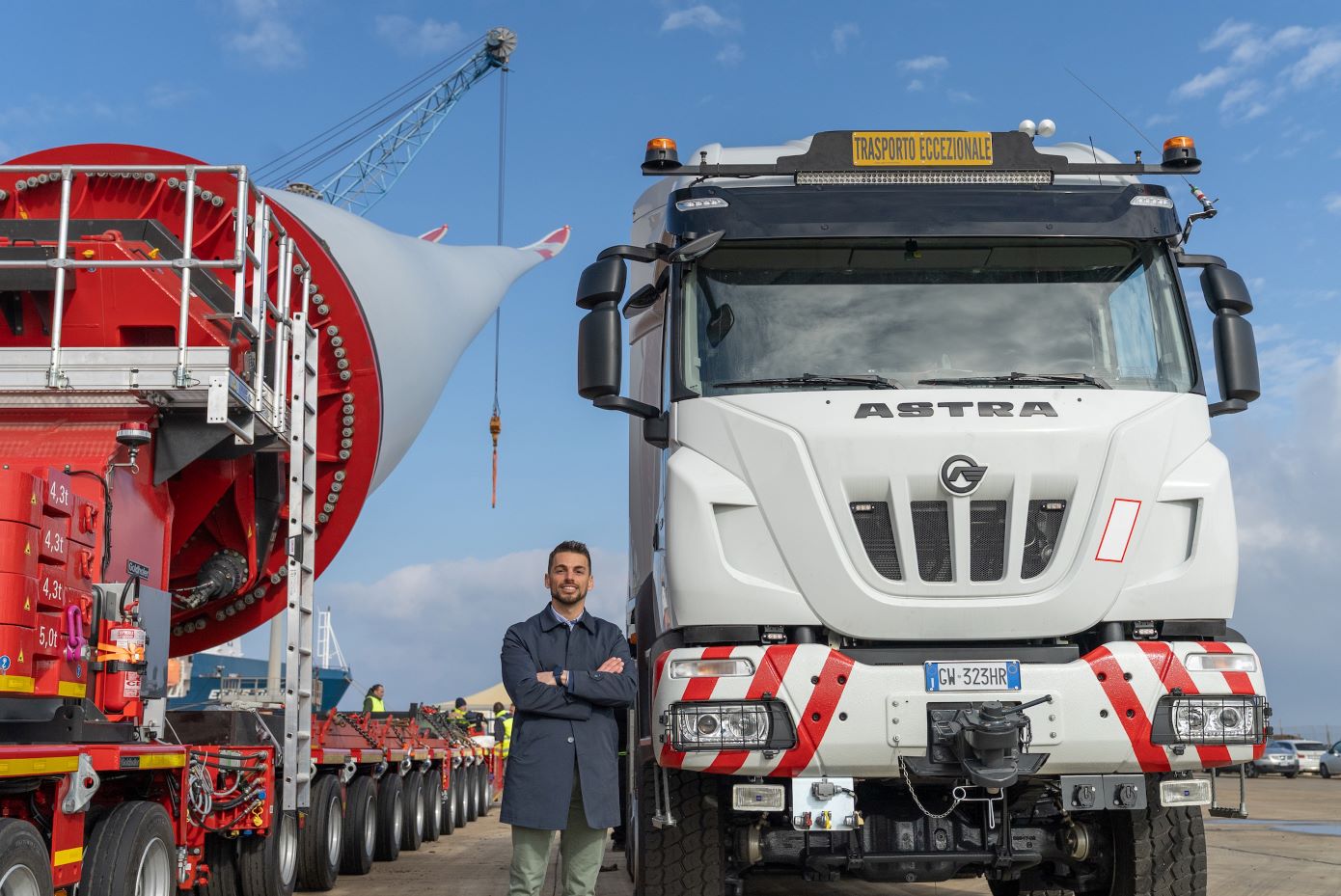 Transportes especiales de palas eólicas de 81 metros