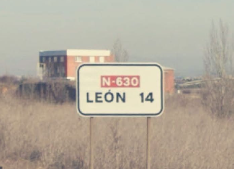 Leon 14 señal o profecía en la N-630 llegando a la capital leonesa. Leon 14 señal o profecía en la N-630 llegando a la capital leonesa.