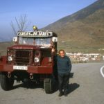 CAMIONES CLÁSICOS en PAJARES y la RAMPA DE SASO Isaac García "Saso" junto a la grúa con la cual en la rampa de Pajares del 17 `por ciento sacó a tantos camioneros de graves apuros.