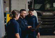 Scania ofrece su avanzado servicio de bancada Scania ofrece su avanzado servicio de bancada