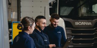 Scania ofrece su avanzado servicio de bancada Scania ofrece su avanzado servicio de bancada