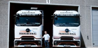 Dos tractoras Mercedes-Benz eActros 600 LS para TransBernal