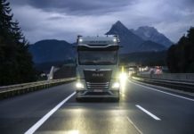 eTruck de MAN de ruta nocturna por Brennero