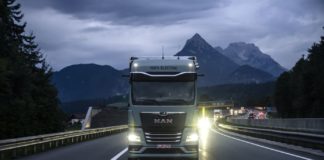 eTruck de MAN de ruta nocturna por Brennero