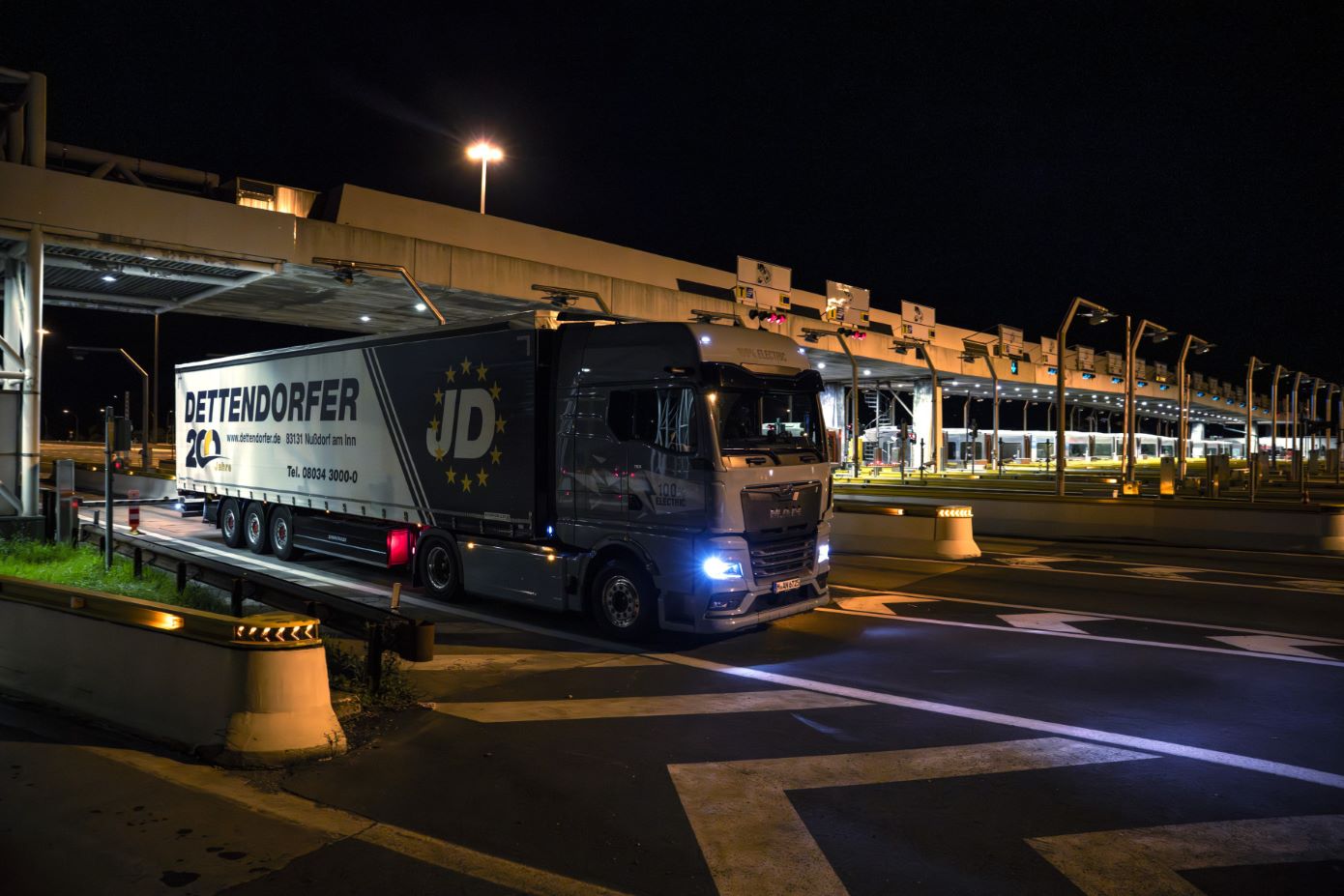 eTruck de MAN de ruta nocturna por Brennero eTruck de MAN de ruta nocturna por Brennero