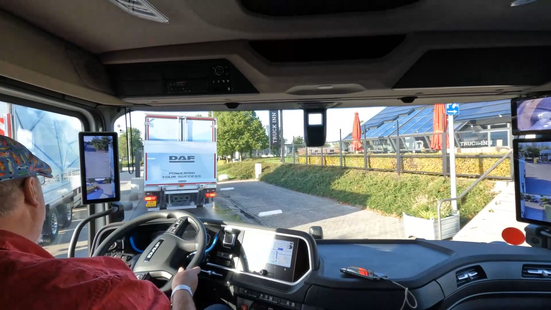 Al volante de la gama de camiones DAF Trucks Electric.