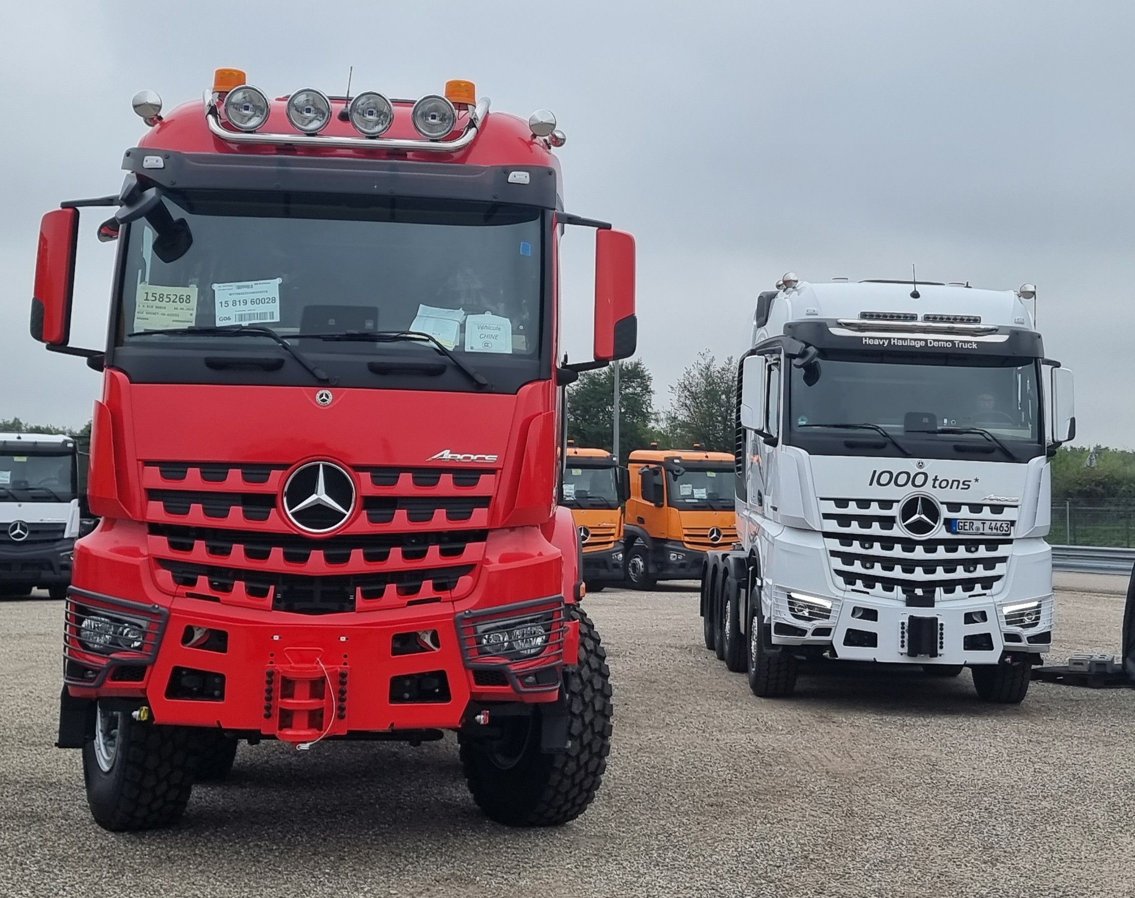 Transformaciones de los Mercedes Benz Trucks Arocs permiten manejar pesos totales de la combinación de hasta 1.000 toneladas.