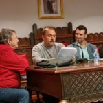 Homenaje a Jorge Palacios y presentación de libros AVICAE (Amigos del Camión Español) Alberto Puerta, presidente de Avicae,, junto a Daniel Palacios y el alcalde de Medina de Río Seco, David Esteban, durante el emotivo homenaje al periodista del Motor Jorge Palacios.