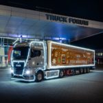 MAN lanza su primer Camión Navideño Eléctrico