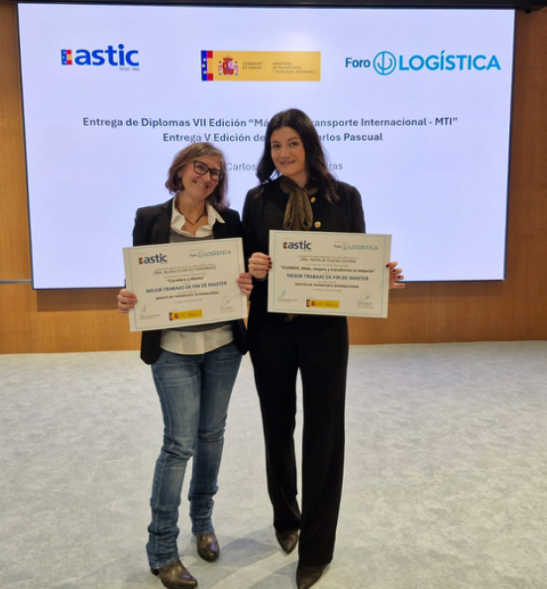 Premios "Carlos Pascual" del Máster en Transporte Internacional Premios "Carlos Pascual" del Máster en Transporte Internacional