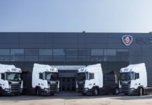 TXT refuerza su flota con cuatro Scania Super