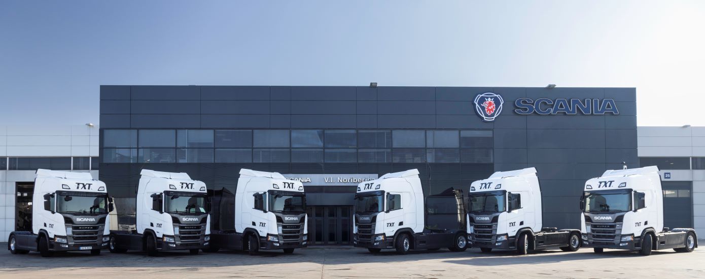 TXT refuerza su flota con cuatro Scania Super