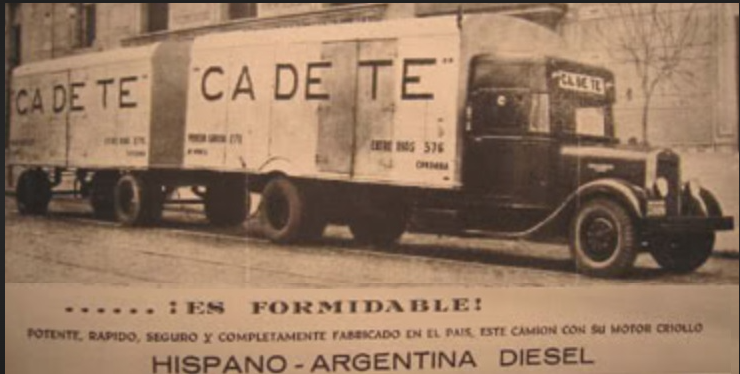 Un Hispano Argentina camión pesado con "acoplado" remolque tipo tren de carretera para transporte civil de los años 30 del pasado siglo.