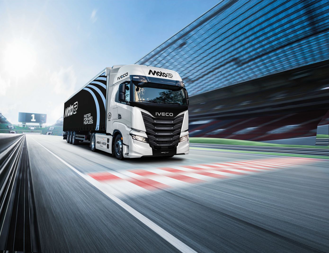 IVECO España dominó las gradas del Gran Premio de España de MotoGP en Jerez 