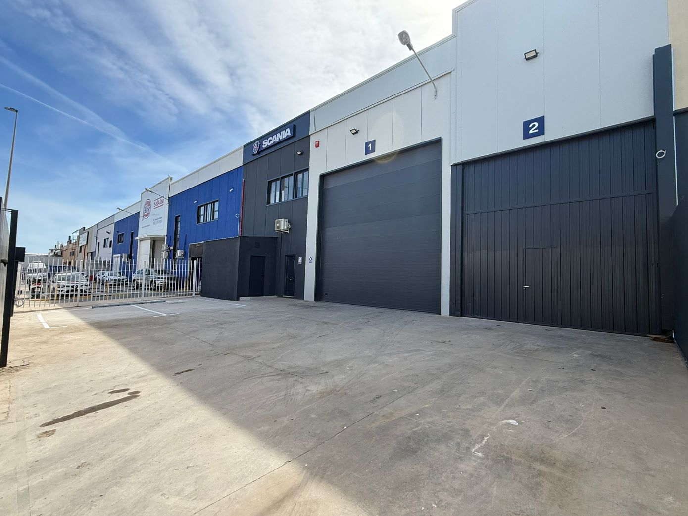 Scania Hispania Málaga abre un servicio especializado de chapa y pintura