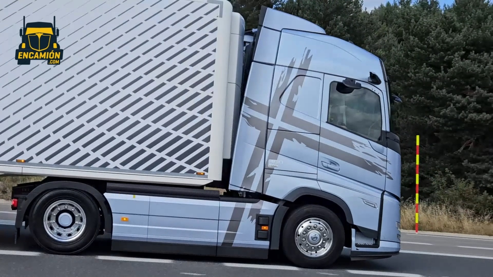 Volvo Trucks ha mejorado los rendimientos de su gama FH I-SAVE con la versión AERO.TOP 3 Prueba-Volvo-Trucks-FH-460-AERO-I-SAVE