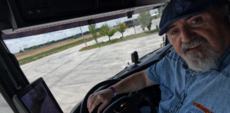 TOP 10 CAMIONES MÁS EFICIENTES ¿Qué CAMIÓN gasta menos COMBUSTIBLE? TOP 10 CAMIONES más Eficientes ¿Qué camión diésel Euro 6 gasta menos combustible?