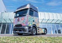 Mercedes-Benz Actros L Art Edition