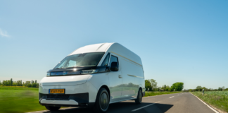 Farizon debuta en Europa con el SV y V7E