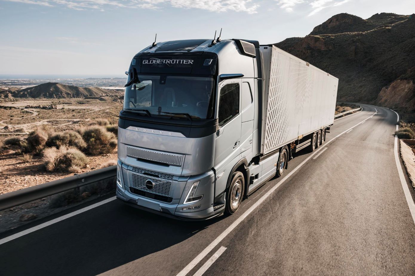 Volvo Trucks estrena motores 13L: 4% menos consumo y multi-combustible