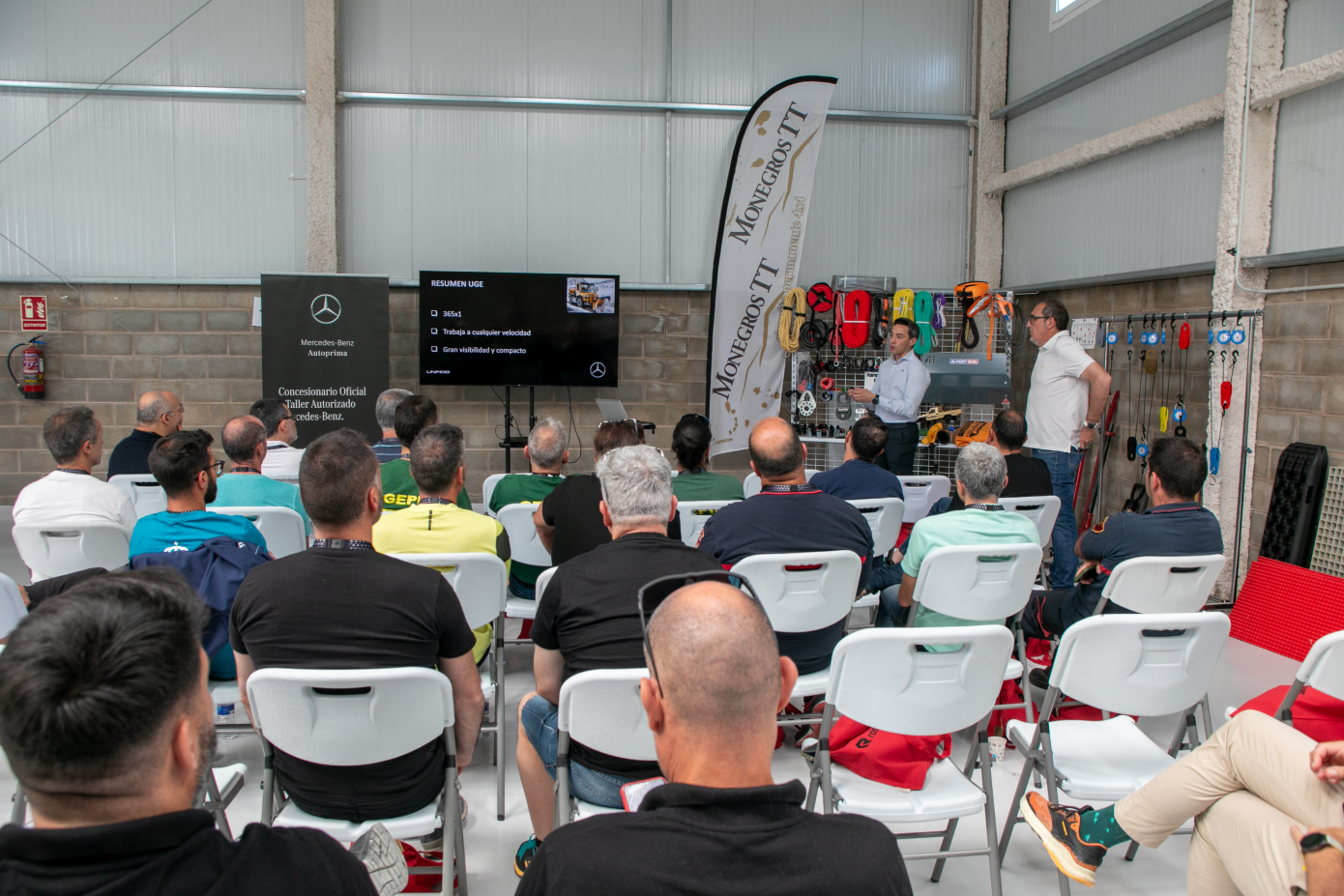 Jornadas de Conducción de Unimog en los Monegros